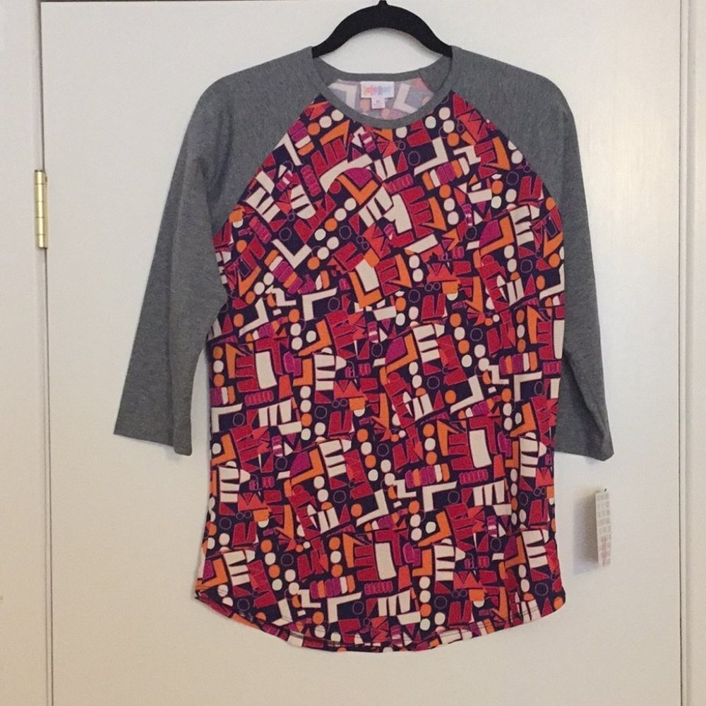 M LuLaRoe Randy‎ T-Shirt B03 768
